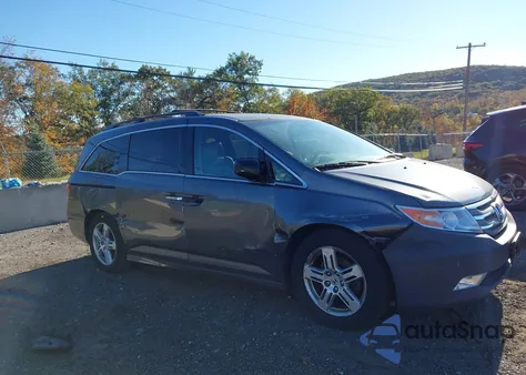 2011 Honda Odyssey Touring/Touring Elite из США, поврежденный, VIN 5FNRL5H96BB033006
